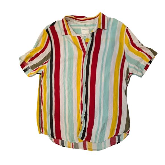 Denim & Flower button down Size XL - Picture 5 of 7